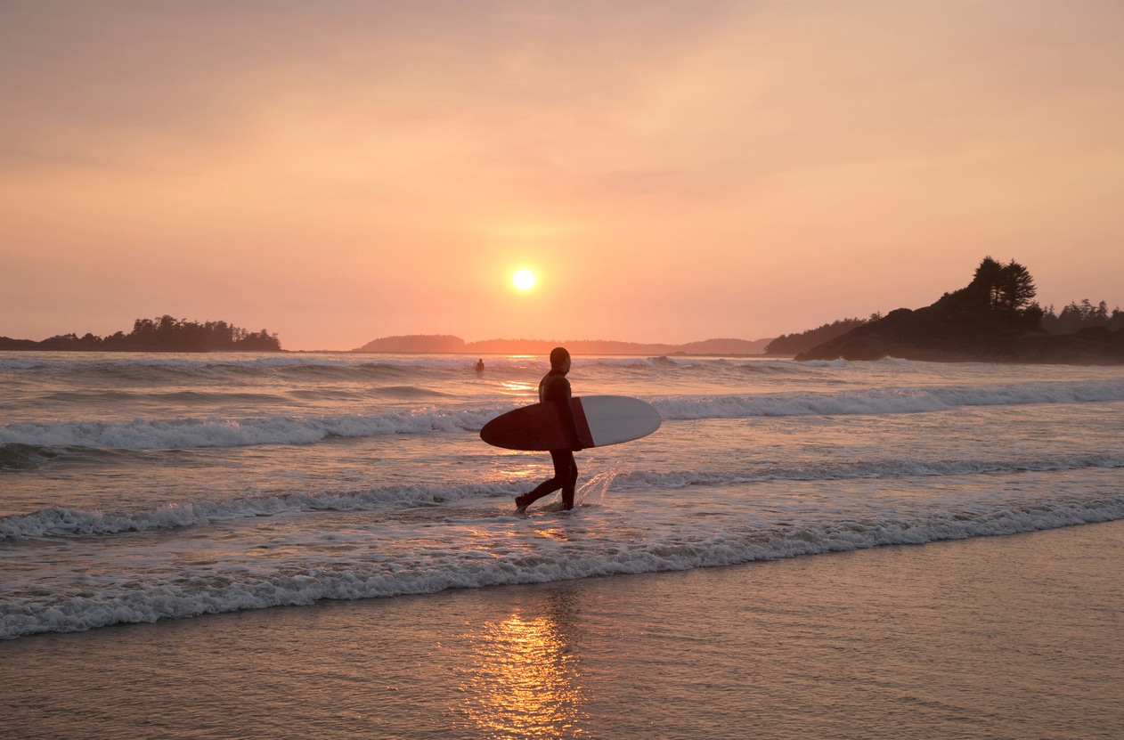 houses for sale in tofino